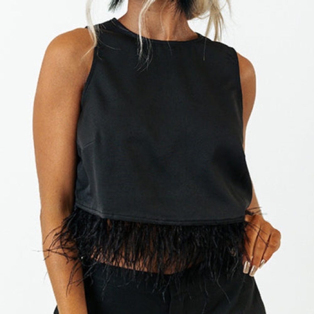 Strut & Bolt Book It Feather Top Black Medium